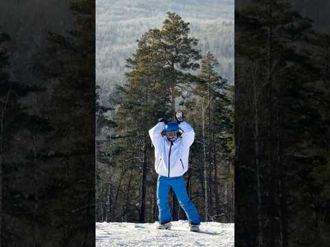 Спасибо, что слушаете нас! 💙 Собрали ваши видео под «Зиму» — получилось очень красиво  😘 thumbnail