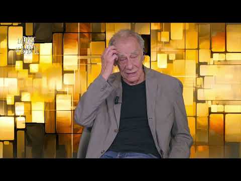 Roberto Vecchioni: "La vita di per sé è un fatto neutro. Sei tu che la costruisci e le dai un ... thumbnail
