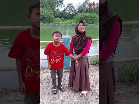 TIAN TAKUT KETINGGIAN GA  MAU NAIK TANGGA😁🙈🙏 #funny #hiburansegar #comedy #humor #shorts thumbnail