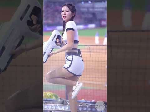 찐으로 짜증난 찌나뇽ㅋㅋ 김진아 치어리더 金吉娜 Kim Jina cheerleader ktwiz thumbnail