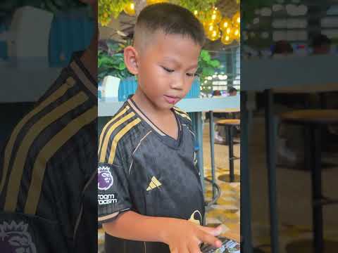มีเด็กมาร้องเพลงให้ฟัง thumbnail