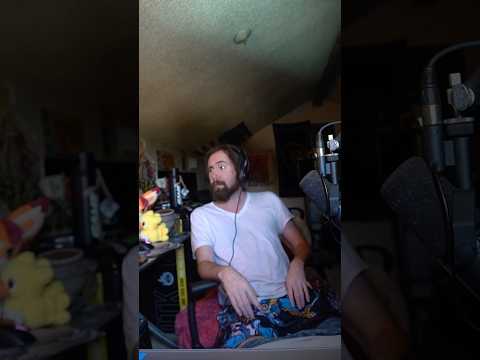 Asmongold Proves His Room Is Clean thumbnail