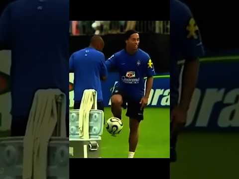 Ronaldinho Top 100 Hard Skills 🔥😱 thumbnail