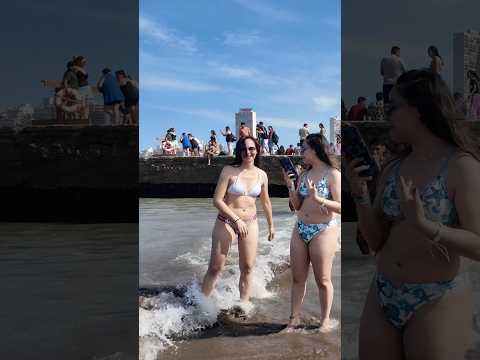 🇦🇷 Mar del Plata Beach A Fun Day thumbnail