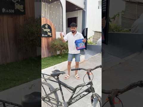 जादुई बैग से निकली साइकिल ?? #comedy #youtubeshorts #funny #shorts #jadu #golu008 thumbnail