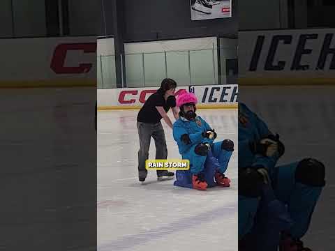 Zach REALLY didn’t want to skate #auntydonna #comedy thumbnail