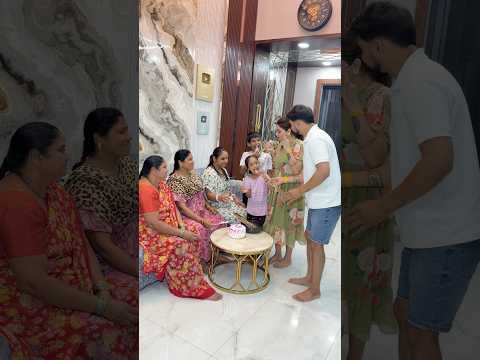 Mummy को हमने surprise दीया?❤️￼ #youtubeshorts #shorts #kajalsoni #mothersday @K@Kajalsoni_vlogs thumbnail