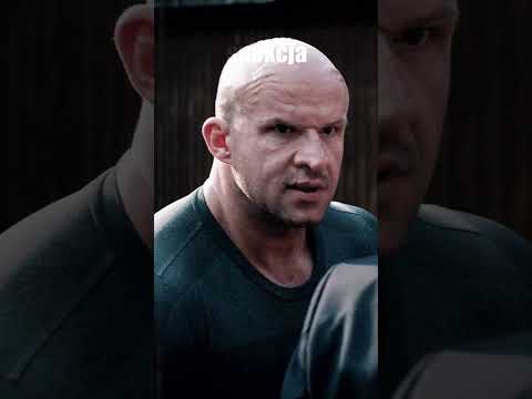 🐶Pitbull Nowe Porządki - Kaplica #serial #śmieszne #polska #policja #komedia #rozrywka #netflix #dc thumbnail