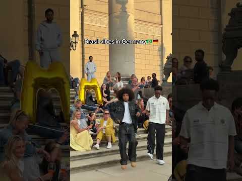 The guy in the back was feeling it? thumbnail