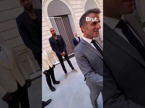 Des combattants français reçus à l’Élysée pour échanger sur le  développement du MMA. thumbnail