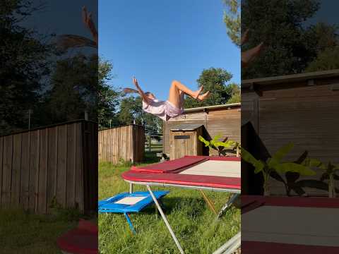 Frontflip to triple Frontflip 🤪 thumbnail