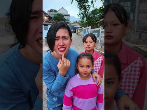 Siapa Kalian Yg Punya Teman Namanya Iput? Mama Ara Marah Iput Dibilang Kotak. Jgn G Baik Sm Teman ❤ thumbnail