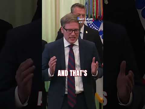 Trump Signs Executive Order to Fire Incompetent Federal Employees Faster thumbnail