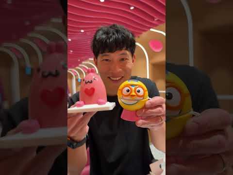 Eating Every Dessert at Baskin-Robbins in Korea (Part 4) thumbnail