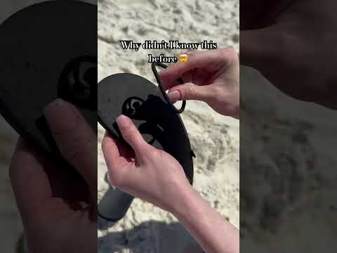 BEACH HACKS you NEED this summer🔥 #hack #beachhacks #tips  #summerhacks  #beach thumbnail