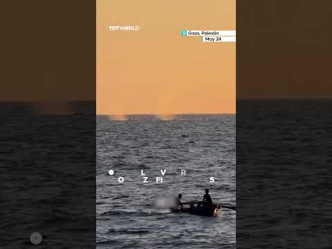 Israeli navy fires at Palestinian fishermen off Gaza coast, wounding three thumbnail