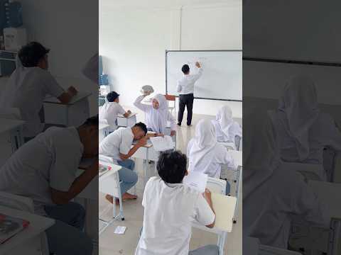 Gara-gara tidur di kelas 😄 #funny #comedy thumbnail