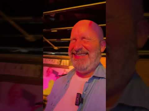 A Message to Garth in Nashville thumbnail