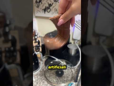 In america questo cioccolato è FINTO!😨 thumbnail