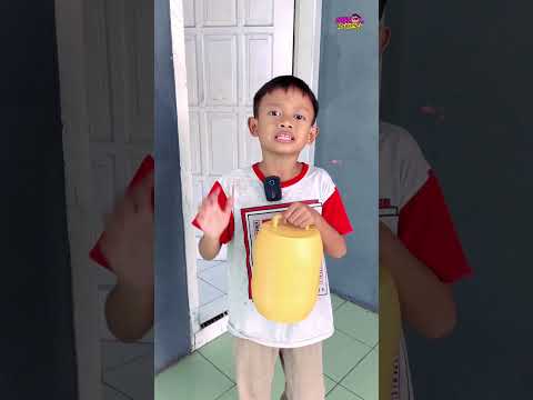 UANG TABUNGAN TIAN DI CELENGAN HILANG😢😩🙈 #comedy #hiburansegar #funny #shorts #humor thumbnail