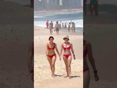 ?? Copacabana Beach A Beautiful Day thumbnail