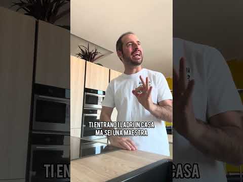 Le MAESTRE nella VITA REALE thumbnail
