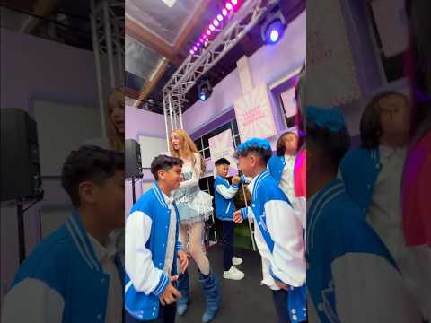 Mannequin Challenge with AU SUPERFANS! thumbnail