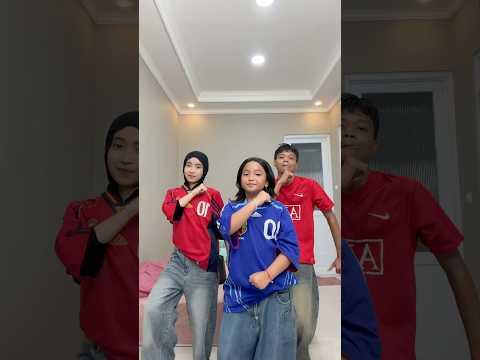 SEMUA PANIK😱LAGI BIKIN KONTEN TIBA TIBA ADA HAL ANEH DIPINTU KAMAR MANDI❗️ thumbnail
