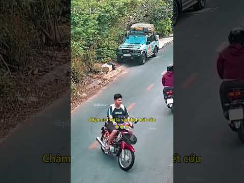 Chậm 1s thôi là xác định hết cứu 😂 #haihuoc #csgt #shorts thumbnail