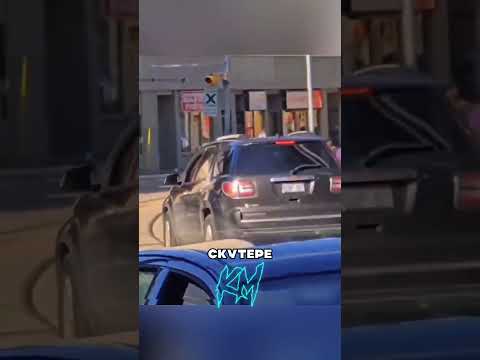 Хотел спасти и чуть не лишился самоката #факты thumbnail