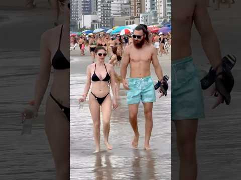 🇧🇷 Balneario Camboriu Beach A Beautiful Day thumbnail