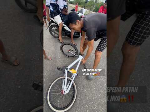 Ada sepeda patah pedal nya😱‼️#minivlog #bolang #petualagan #villagekidslife #survival #bermain thumbnail