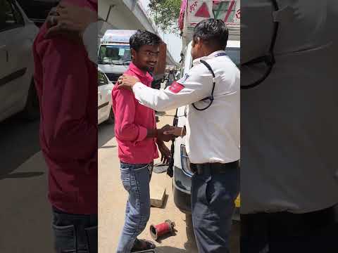 Road पर Vehicle Breakdown हो तो क्या करें? #vehiclerules #roadsafety #trafficrules thumbnail