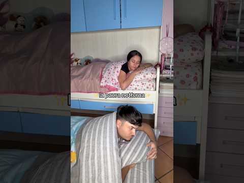 Ogni notte… Io vorrei chiamare un TECNICO☹️ (m’agg fatt mal over) #comedy #fun #brothers thumbnail