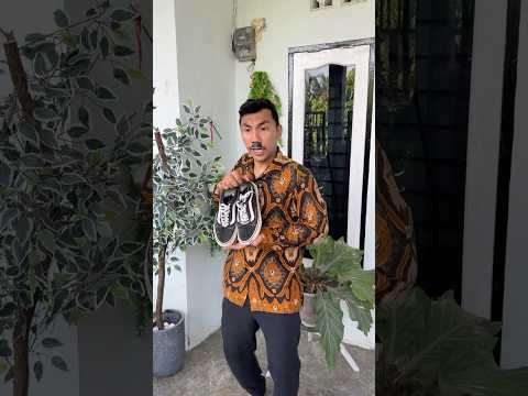 bapak lempar baju sekolah ke adik thumbnail