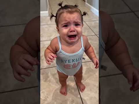 Tell me you have twins without telling me you have twins 👯‍♀️ thumbnail