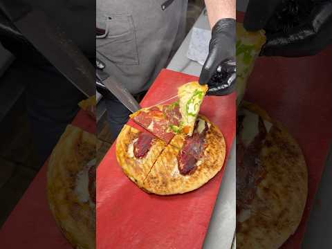 Sucuklu Pastırmalı Bazlama Tost thumbnail