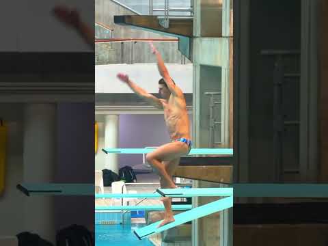 Diving thumbnail