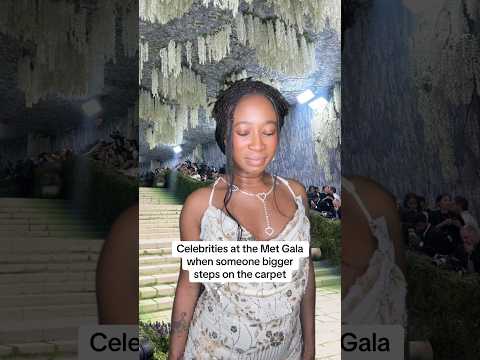 Celebs at the Met Gala when someone more popular arrives thumbnail