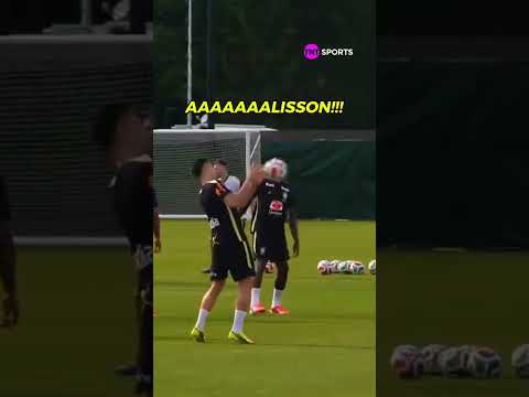 O MARTINELLI TÁ PRONTO PRA JOGAR NO GOL DO BRASIL NA COPA DO MUNDO KKKKKKKKKKKK thumbnail