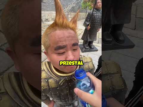 🗿 Ożyły Posągi thumbnail