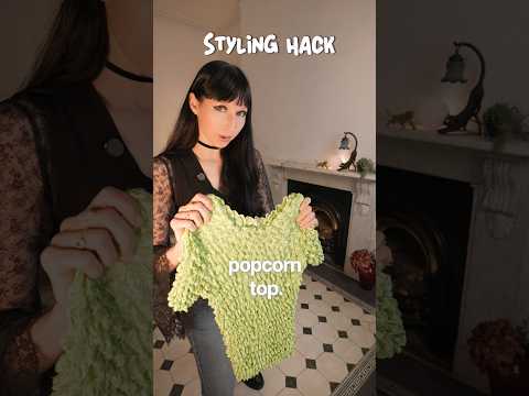 How to style a 90s popcorn top that’s too big #shorts thumbnail