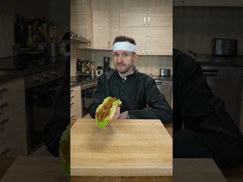 Yakisoba Pan 🌭🍜 from DAN DA DAN 👹🛸 #dandadan #yakisobapan #anime #manga #food thumbnail