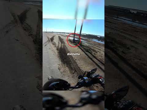 Il suo amico ha avuto un incidente con la sua nuova moto ?☠️ thumbnail