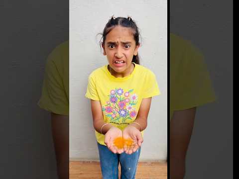 Samayra ko ye kya mila❓🤔😳 #shorts #samayranarula #siblings thumbnail