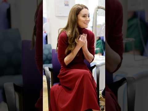 Kate Middleton Surprises Cancer Patients at the Same Hospital Where She Was Treated #williamandkate thumbnail