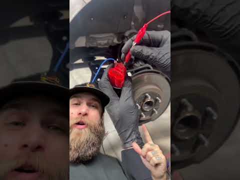 How to change your brakes #jeeplife #offroad #jeepwrangler #4x4 #cars #car #ford #offroading #shorts thumbnail