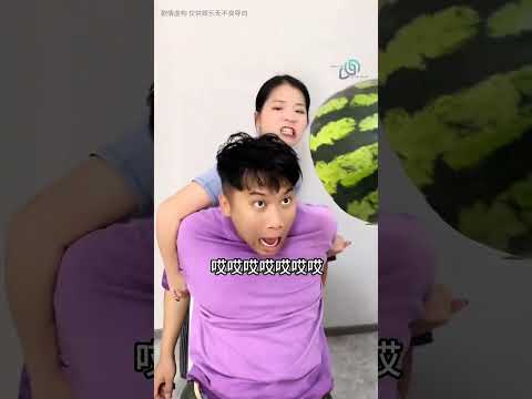 الاهل حاولوا يقنعوا ابنهم يروح يبحث عن عمل !! #shorts thumbnail
