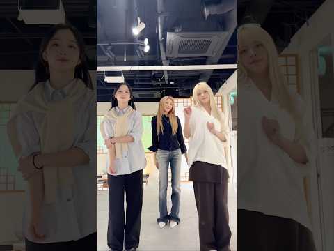 Heavy Serenade with #LEECHAEYEON #이채연 🪩♬＊°# NMIXX #LILY #HAEWON thumbnail