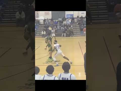 Bro finally got subbed in 🤣 #basketball thumbnail